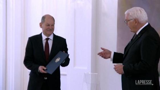 Kiev non riceve il presidente tedesco Steinmeier, Scholz irritato per l'affronto diplomatico di Zelensky Kiev non riceve il presidente tedesco Steinmeier, Scholz irritato per l'affronto diplomatico di Zelensky