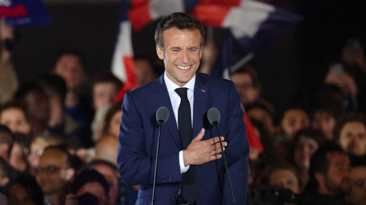 Macron discorso da presidente: “Dobbiamo saper rispondere alla rabbia”