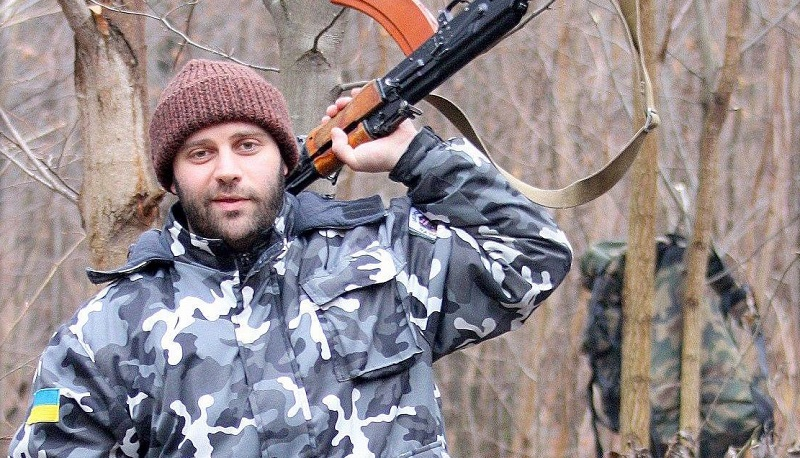 Il comandante georgiano filo-Kiev promette crimini di guerra: "Non faremo prigionieri russi e ceceni"