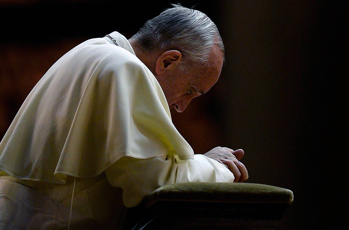 Papa Francesco: "Stiamo vivendo la Terza Guerra Mondiale"