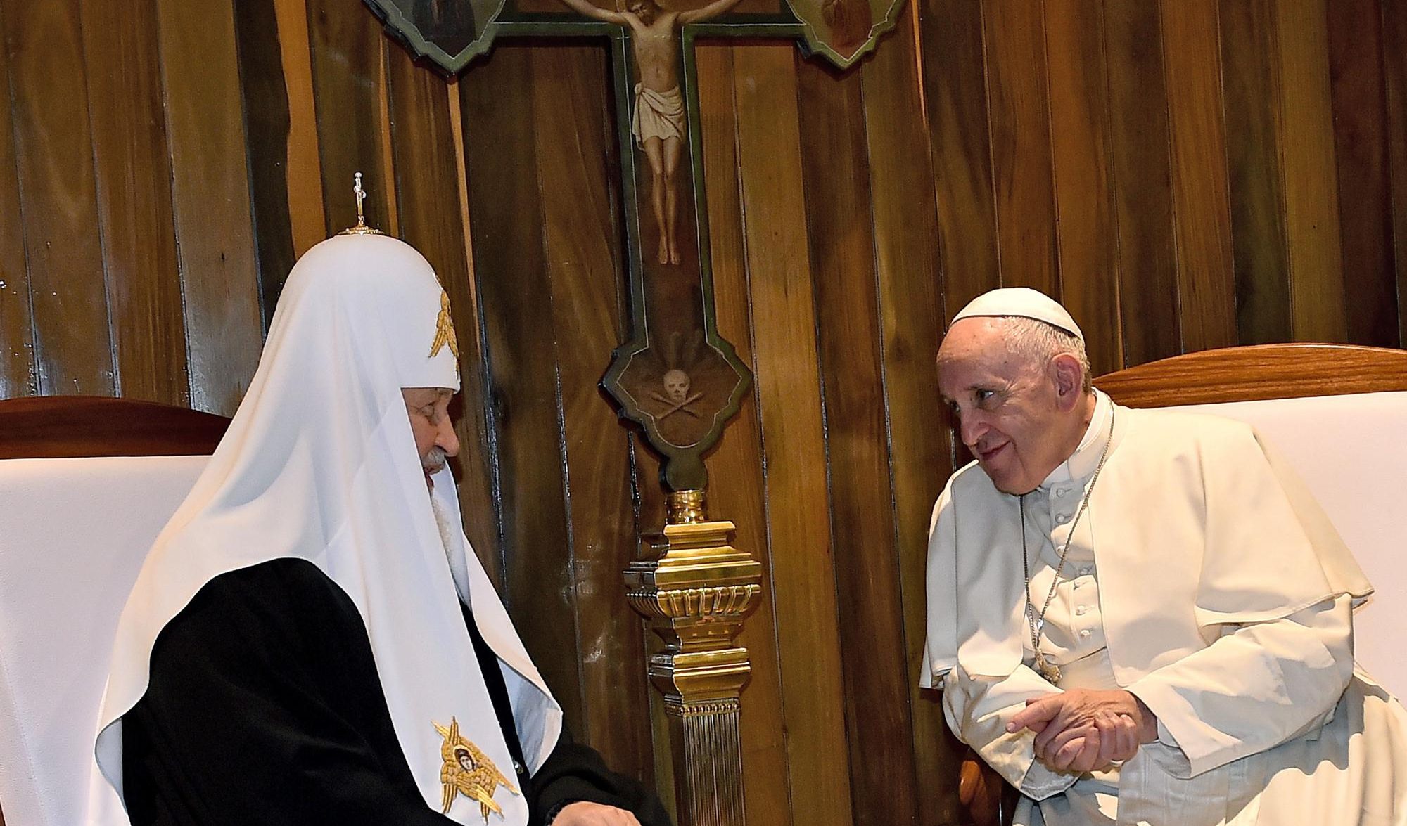 Papa Francesco non incontra Kirill: rinvio diplomatico per non lasciare il Patriarca in balia delle orde fondamentaliste