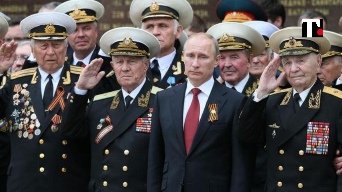Putin prepara la parata del 9 maggio: niente leader stranieri e aerei in volo per disegnare la 'Z'