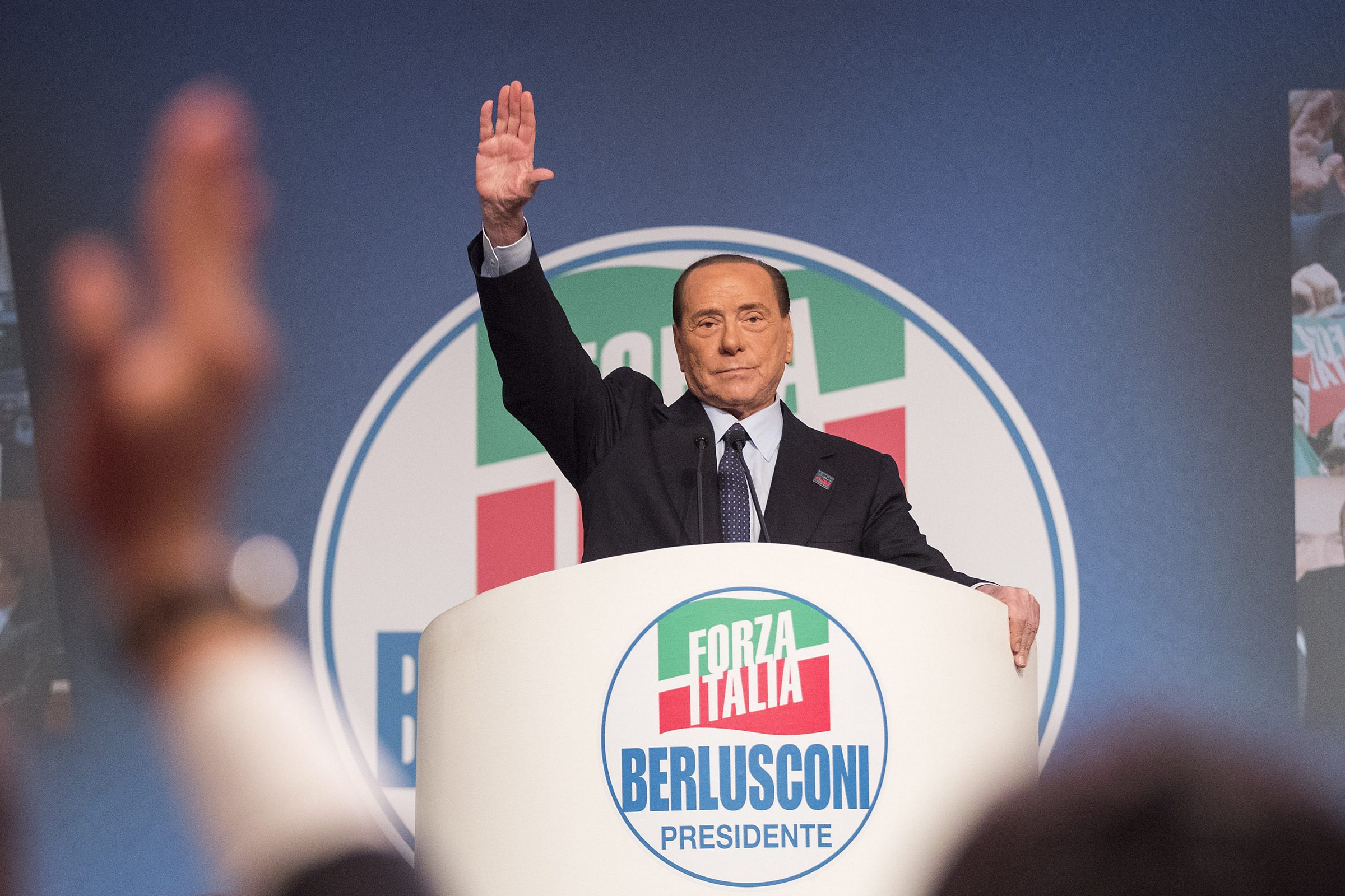 Ucraina, Berlusconi non infierisce sull'amico Putin: "Sono deluso e addolorato"