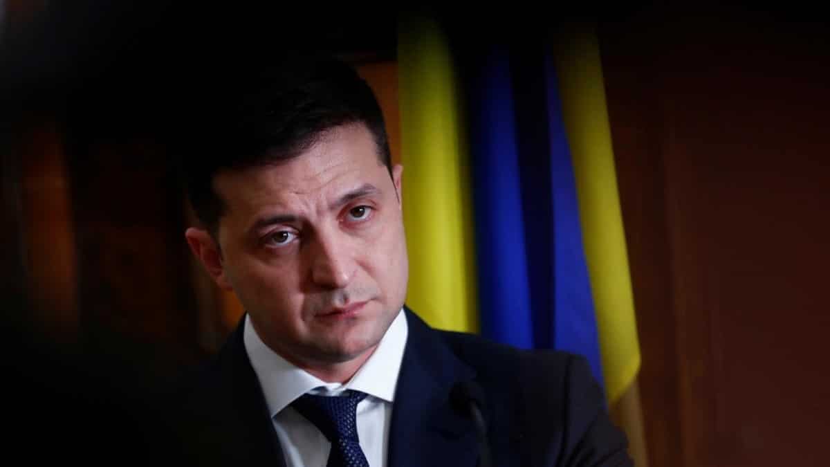 Ucraina, Zelensky: "Non abbiamo mai ricevuto la richiesta di una visita di Steinmeier"