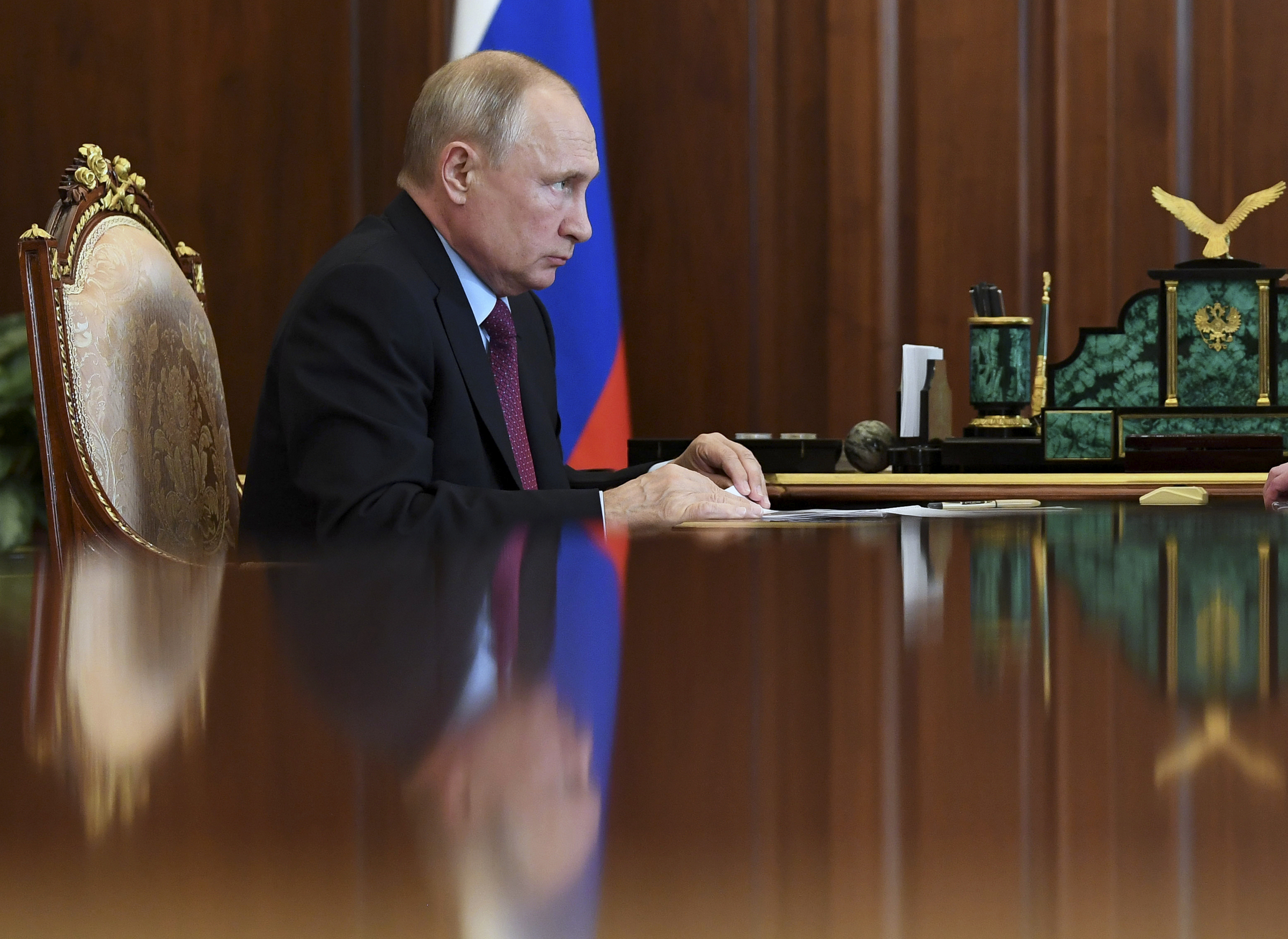 Vladimir Putin ha il cancro: il Newsweek rilancia le voci sulla malattia dello Zar