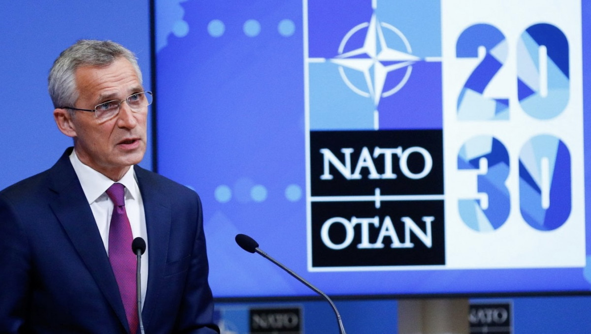 Nato, Stoltenberg rassicura Kiev: "Daremo all'Ucraina aiuti senza precedenti"
