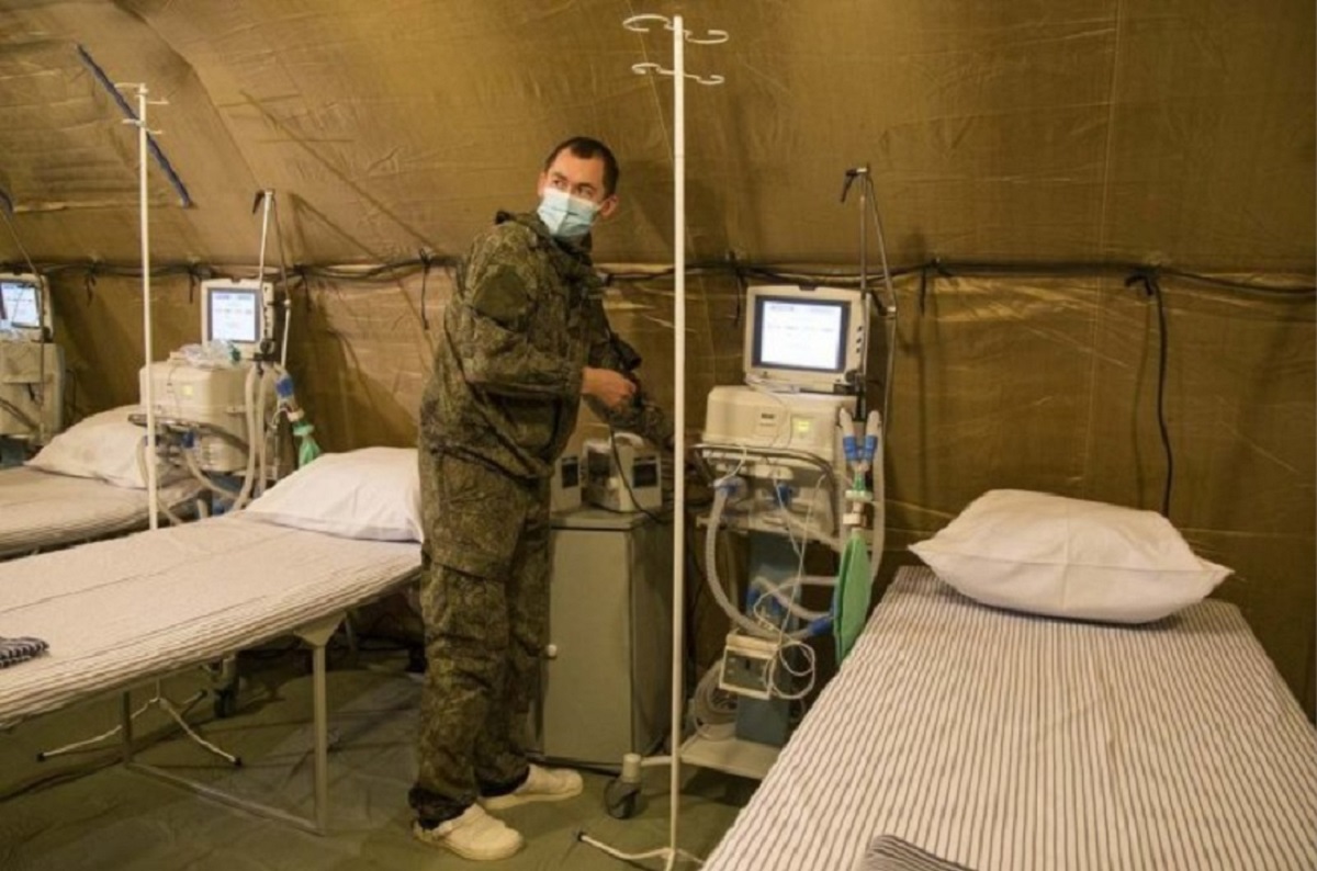 Kiev accusa: "In Crimea gli ospedali rifiutano i pazienti civili per curare solo i soldati russi"