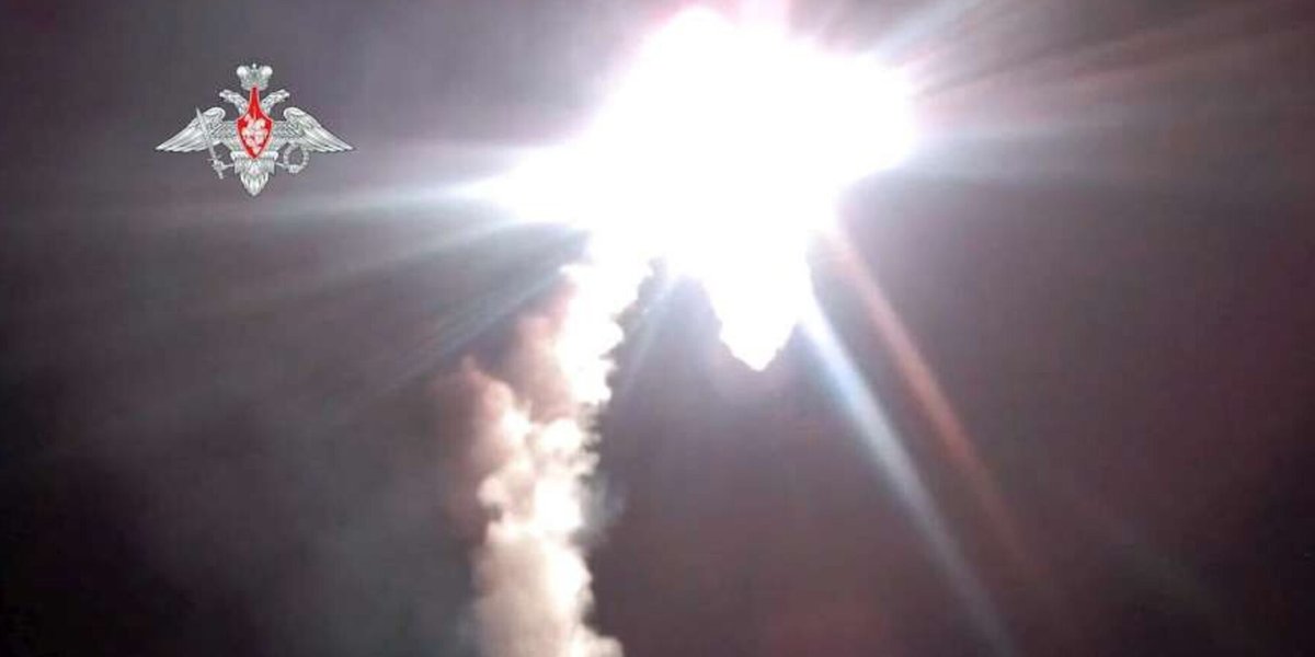 Putin il 'pacifista' testa il missile ipersonico Zircon (e manda un segnale mafioso a Svezia e Finlandia)