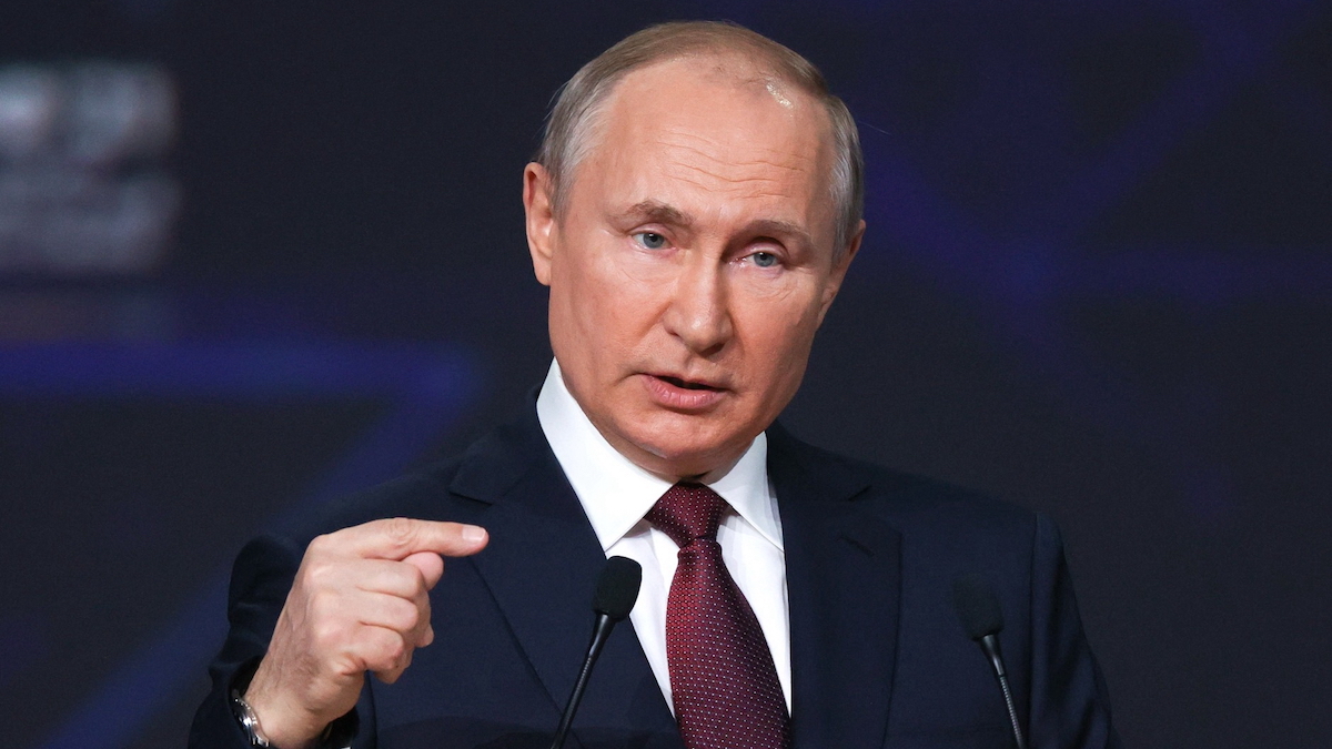 Ucraina, il ricatto di Putin: "Se revocate le sanzioni, via libera alle esportazioni di prodotti agricoli"