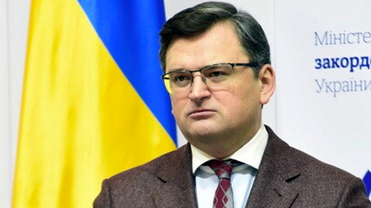 Kuleba: "Solo l'Ucraina deciderà quando e se negoziare con l'aggressore russo"