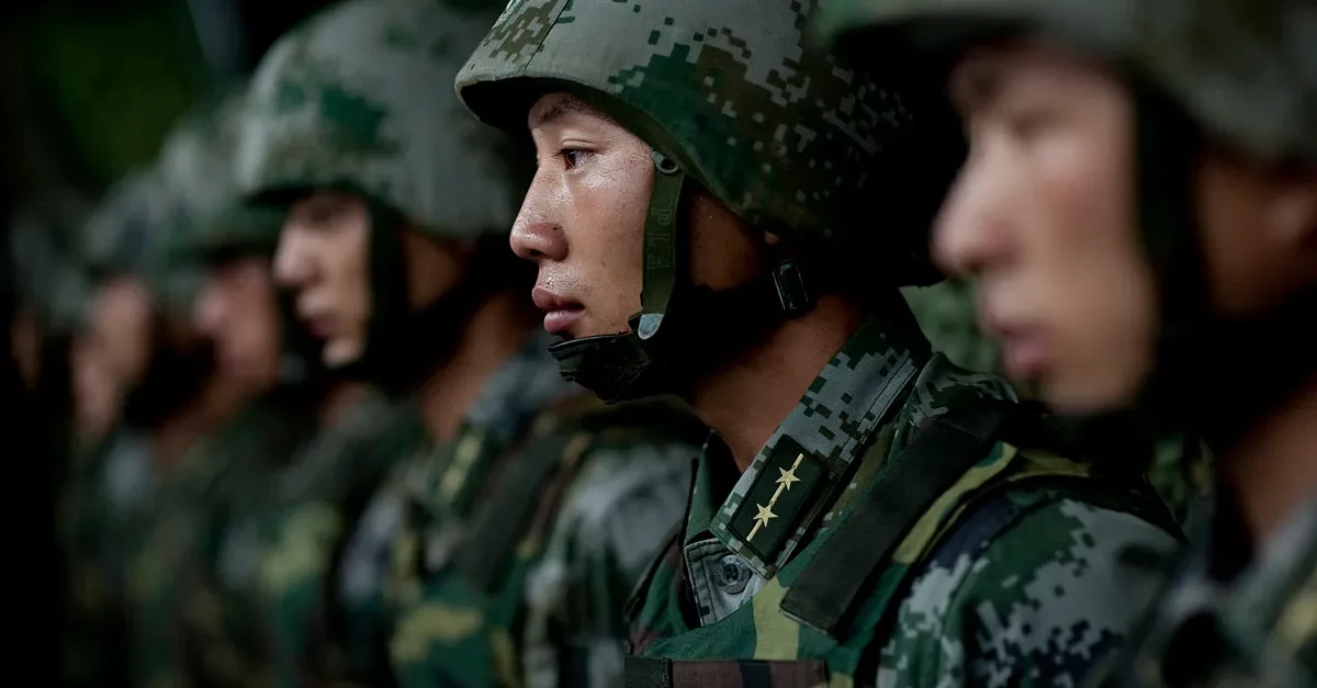 Cina, manovre militari nei pressi di Taiwan: "Rispondiamo alle recenti attività di collusione con gli Usa"