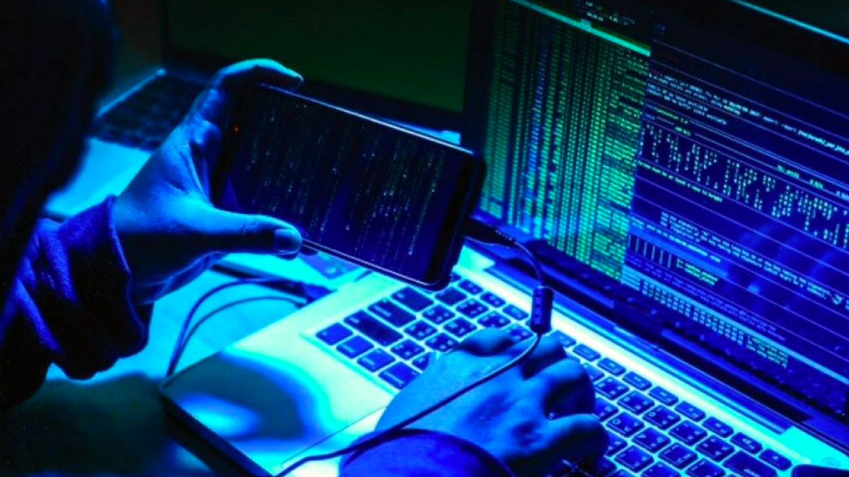 Attacco di hacker russi ai siti di Viminale e Csm per protesta contro la visita di Zelensky