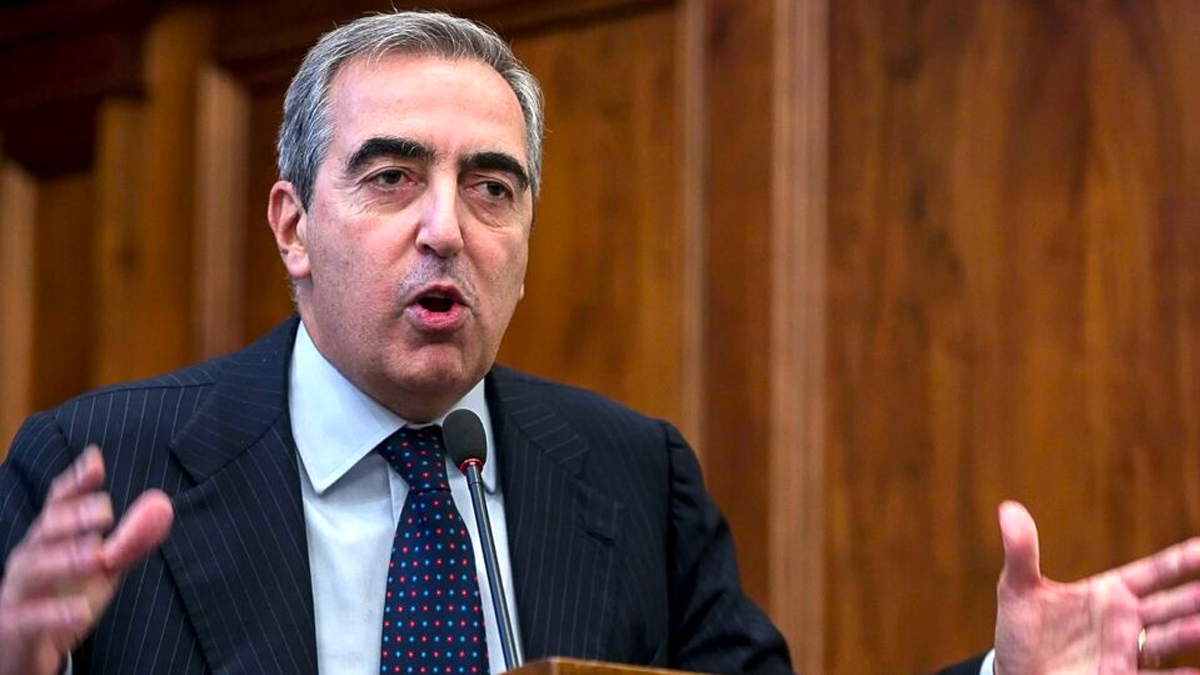 maurizio-gasparri Berlusconi, Gasparri idolatra l'ex Cavaliere: "Senza di lui non esisterebbe il centrodestra"