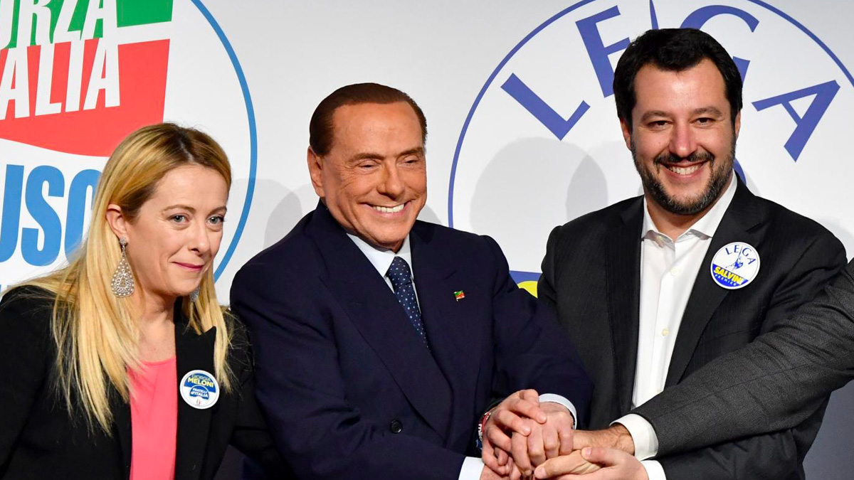 Salvini e Berlusconi preparano le trappole e  Meloni reagisce: "Senza accordo sul premier niente alleanza"
