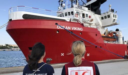 Ocean Viking, sono sbarcato a Pozzallo i 295 migranti presenti sulla nave