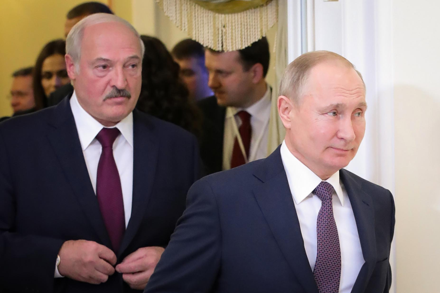 Lukashenko  da Putin a prendere ordini: Minsk potrebbe partecipare all'attacco all'Ucraina