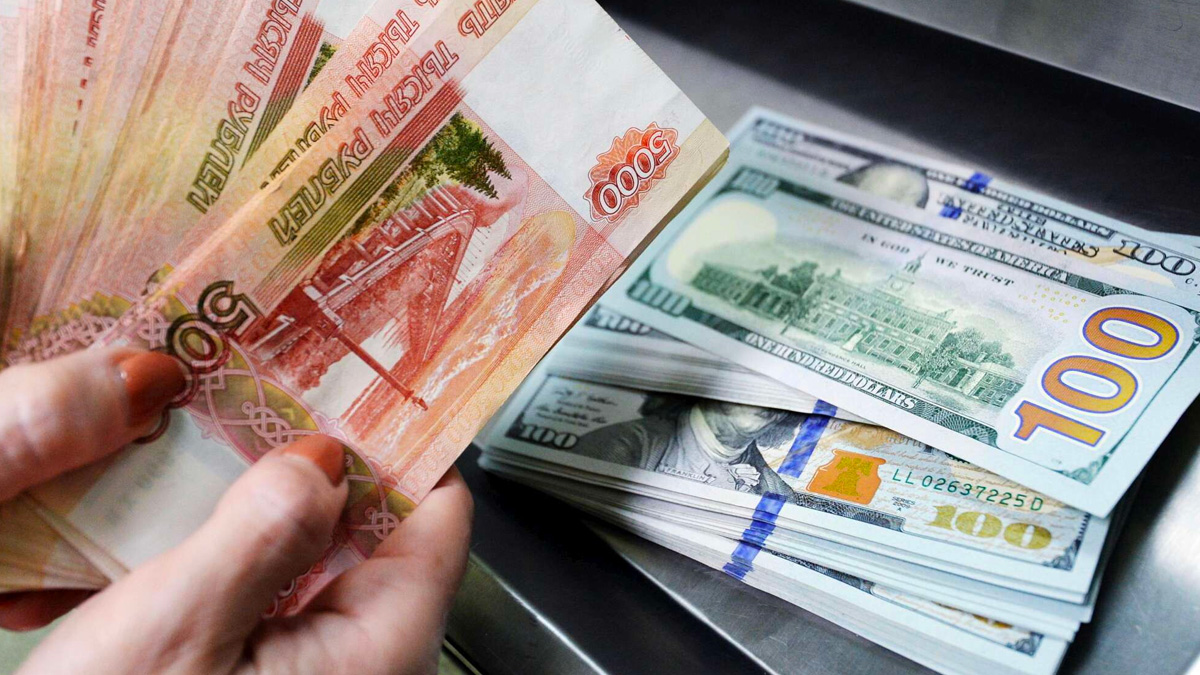 "La Russia pagherà i debiti esteri in rubli". Mosca annuncia la svolta