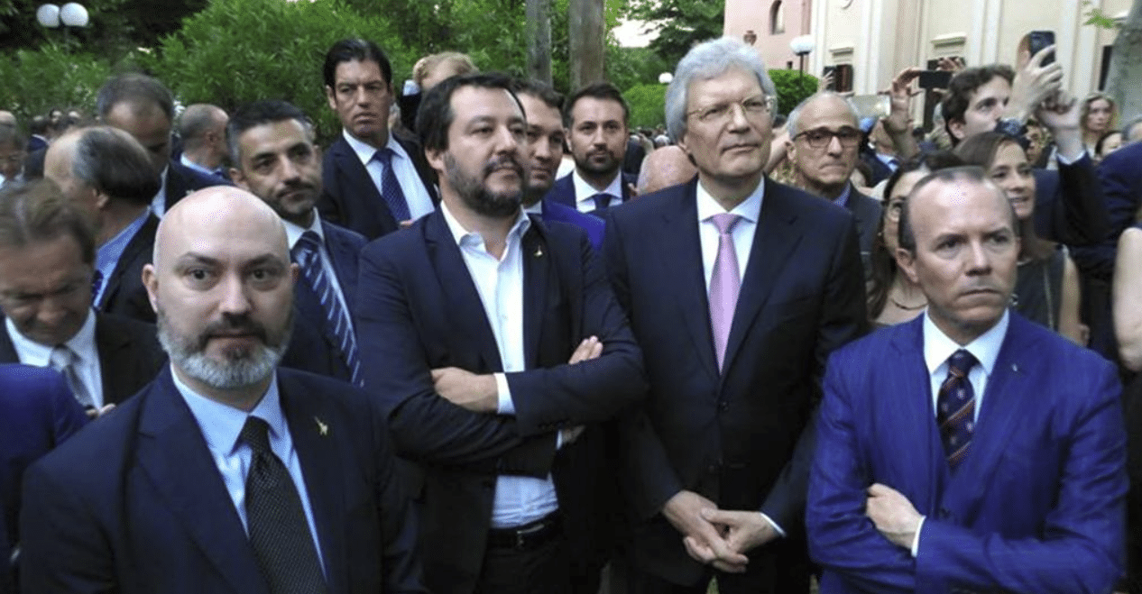Salvini a cena con i russi dopo l'invasione dell'Ucraina, i radicali: "Il Copasir convochi il capo della Lega"