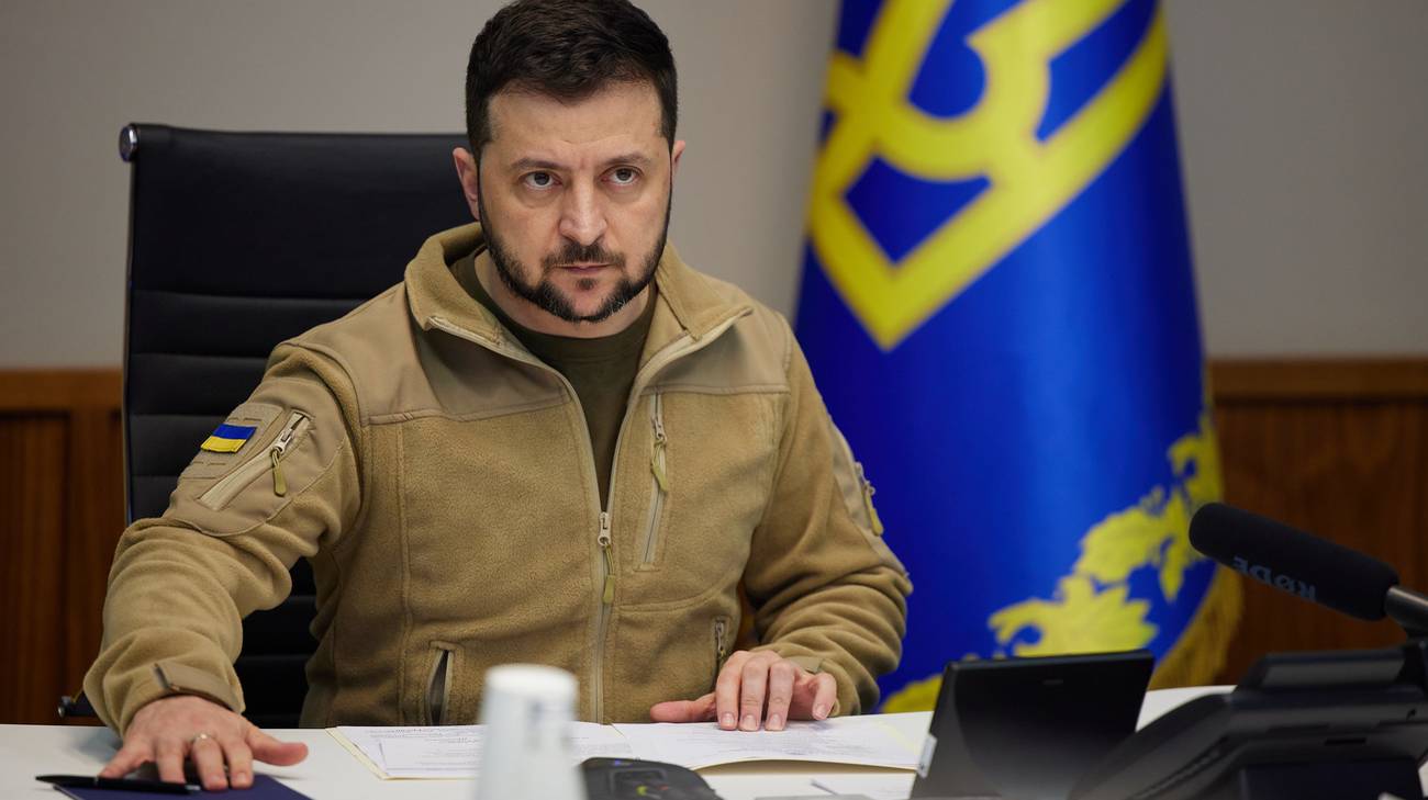 Zelensky: "Quello dei russi a Mariupol non è un'azione militare ma una tortura"