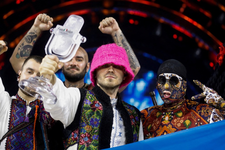 L'Eurovision 2023 non si farà in Ucraina, l'ira di Kiev: "Siamo in grado di organizzarlo, cambiate decisione"