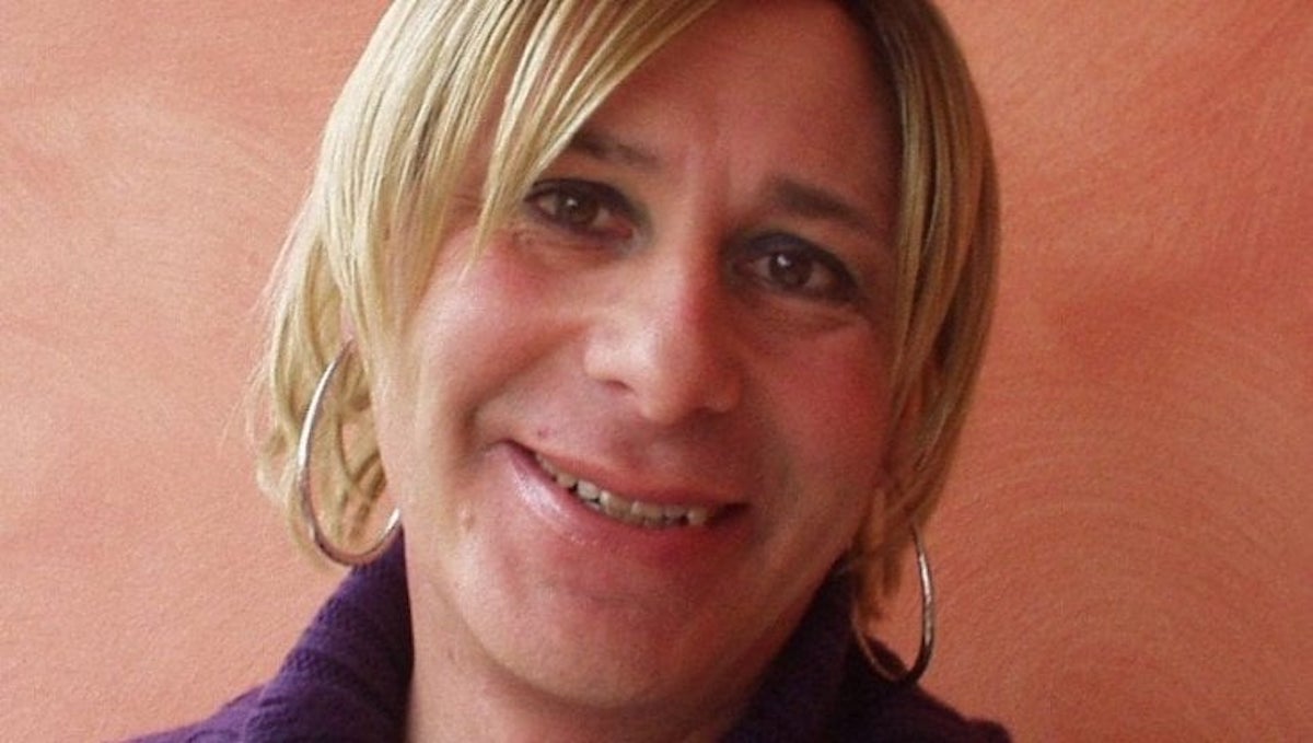 Professoressa trans suicida: " il ministero dell'istruzione avvia un approfondimento"