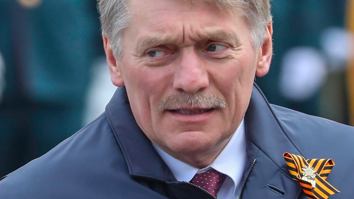 Peskov: "Gli Stati Uniti sono i mandanti dell'attacco terroristico di Kiev al Cremlino"