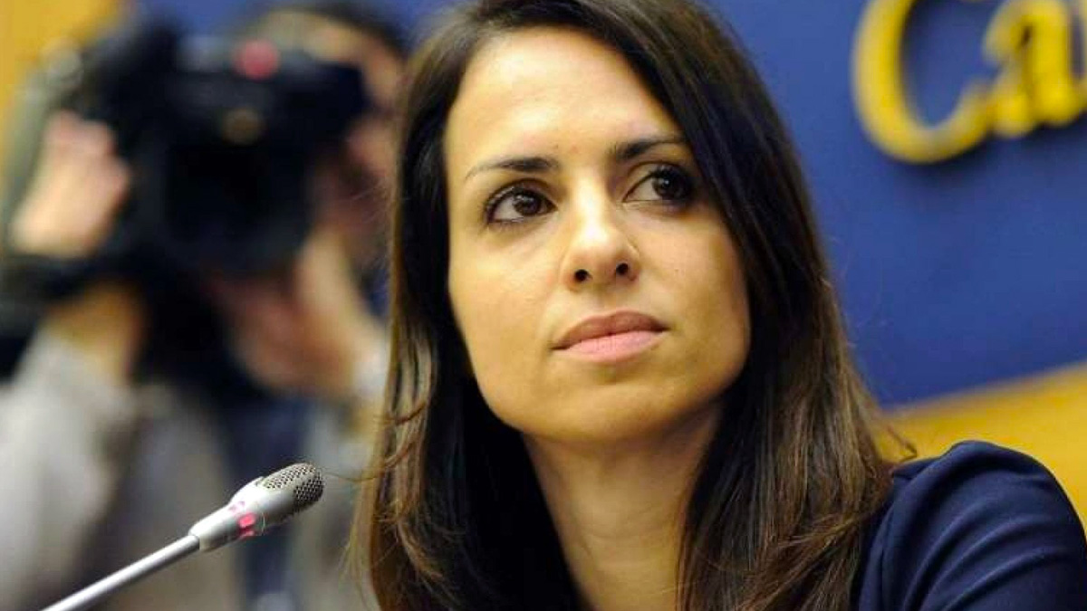 Enrica Sabatini, socia di Rousseau, mette a nudo Di Maio: "Vuole un posto alla Nato con Draghi"