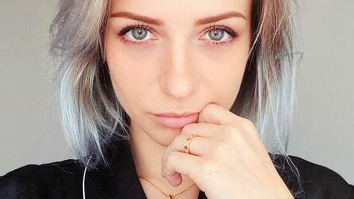 Karen Kokeshi, la denuncia sui social: "Aggredita da due uomini e gettata sul marciapiede"