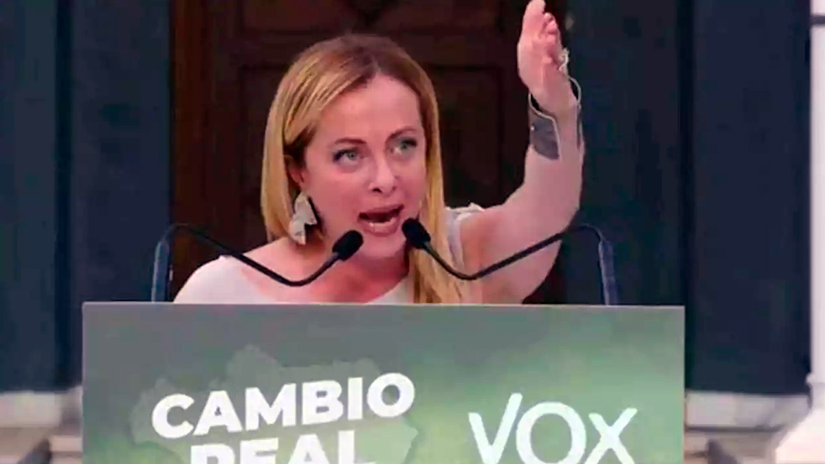Meloni in Spagna da Vox in un lugubre discorso reazionario: “No alla lobby Lgbt”