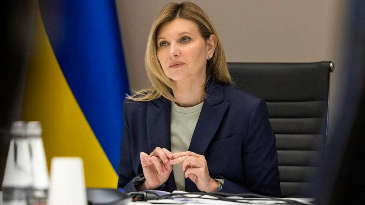 Ucraina, Zelenska non accetta compromessi: "Cedere territori alla Russia equivale a cedere la libertà"