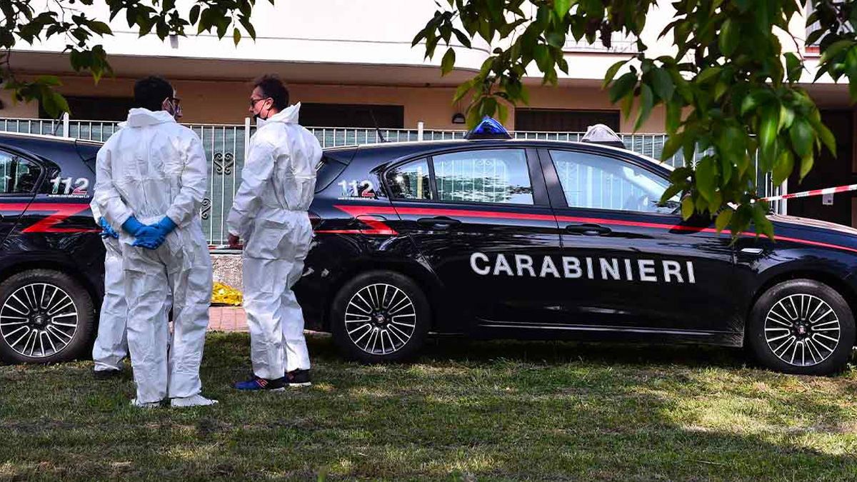 Omicidi a Sarzana, la polizia ha arrestato un artigiano di 44 anni: si cercano collegamenti tra i due casi