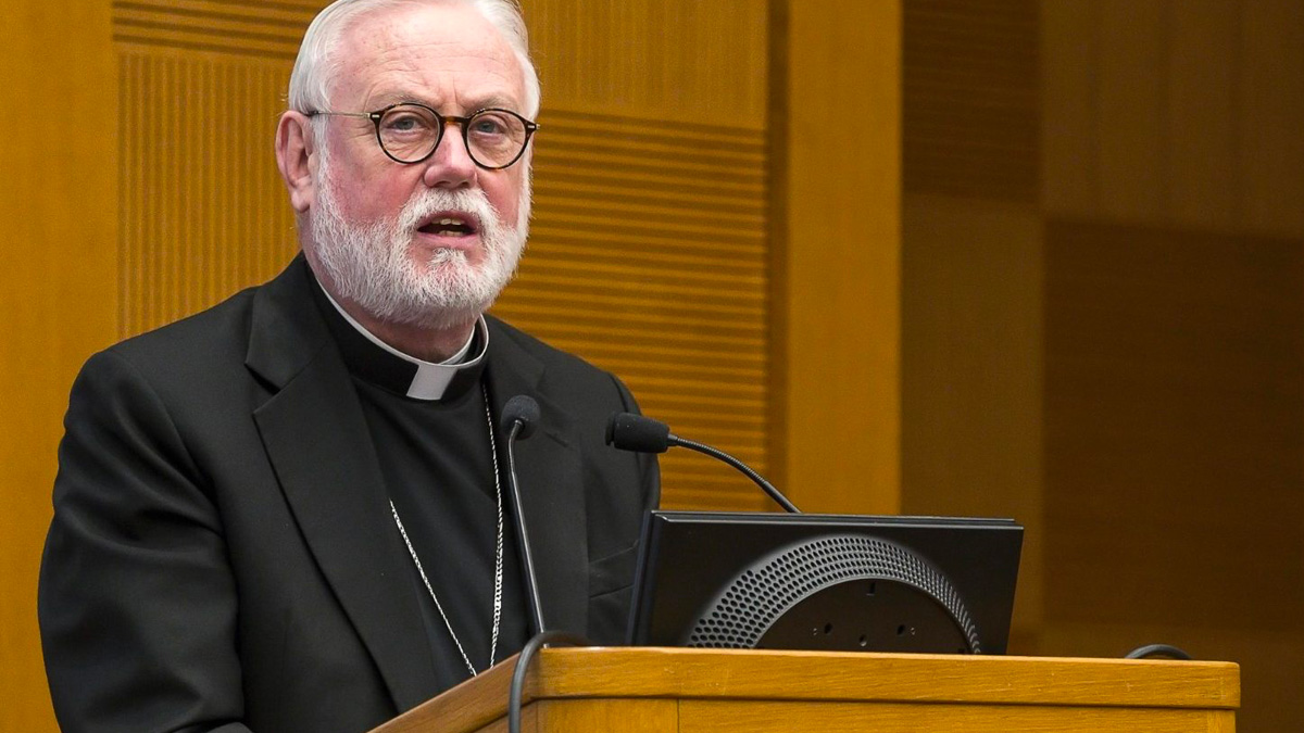 Ucraina, Monsignor Gallagher: "Resistere alla tentazione di compromessi sull'integrità territoriale".