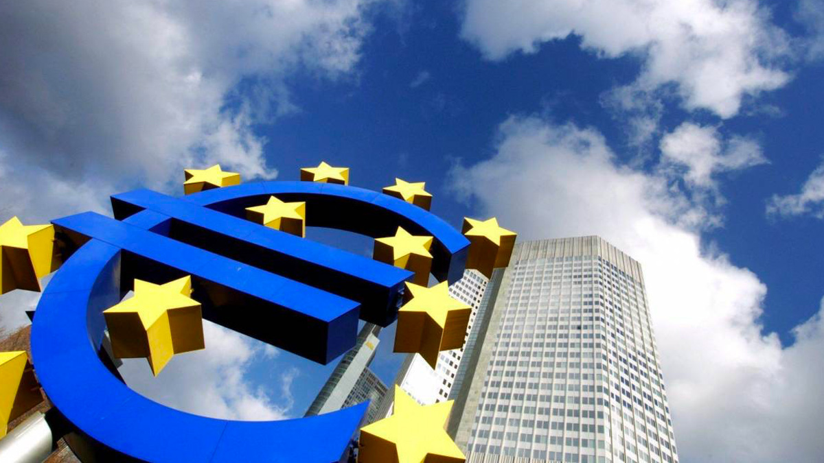 L'Eurozona è in recessione: in flessione il Pil nel primo trimestre del 2023