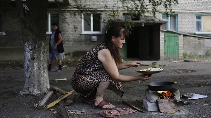 Ucraina, a Lugansk tre morti in meno di un giorno: tra loro anche un bambino