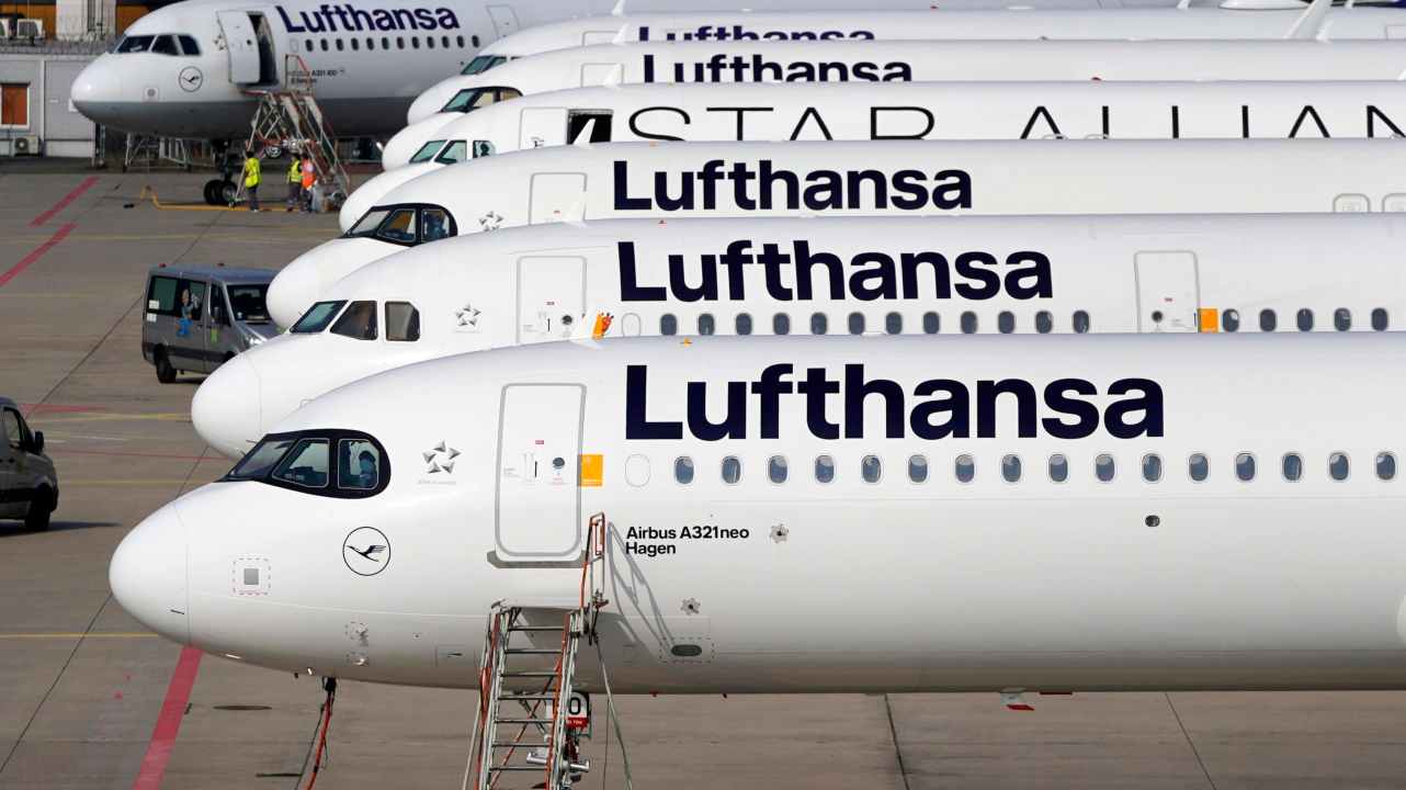 Sciopero voli, la protesta del personale Lufthansa: oltre 1000 i voli cancellati