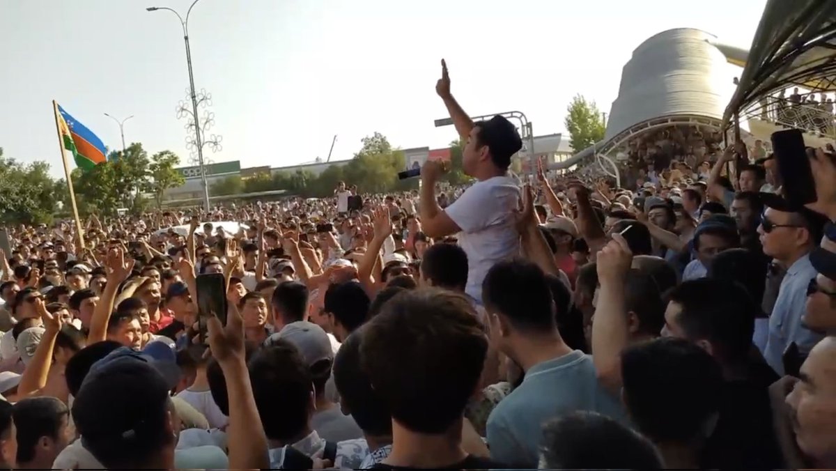 Uzbekistan, rivolta nella regione del Karakalpakstan che aspira alla secessione