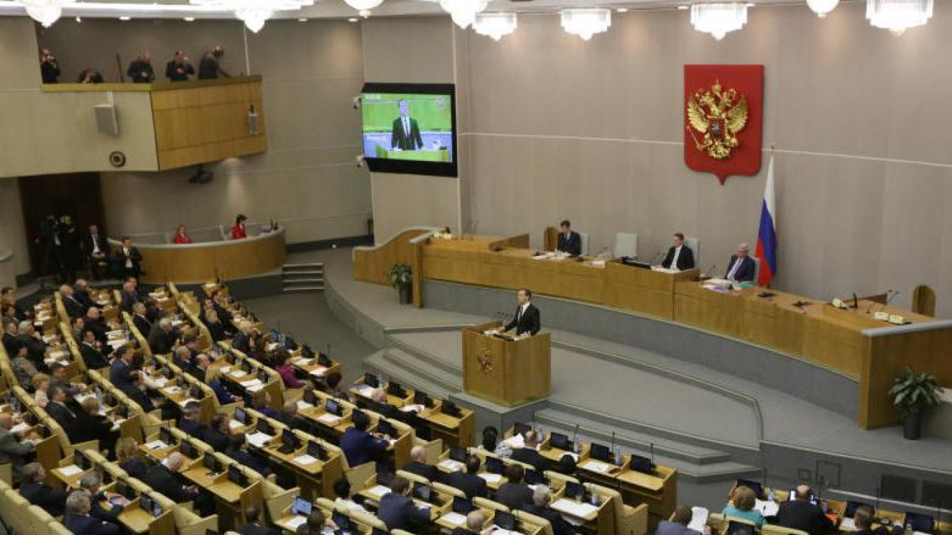 Russia, la Duma approva una legge per passare all'economia di guerra e togliere più libertà