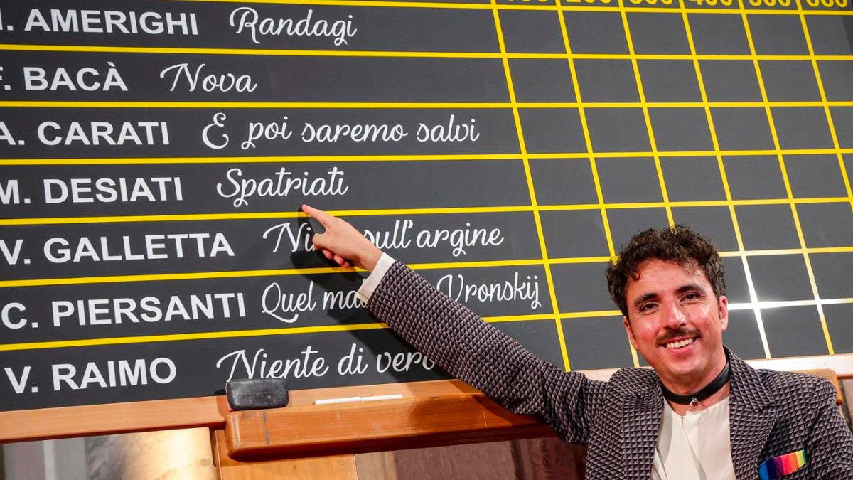 Premio Strega 2022, Mario Desiati vince con il suo "Spatriati"