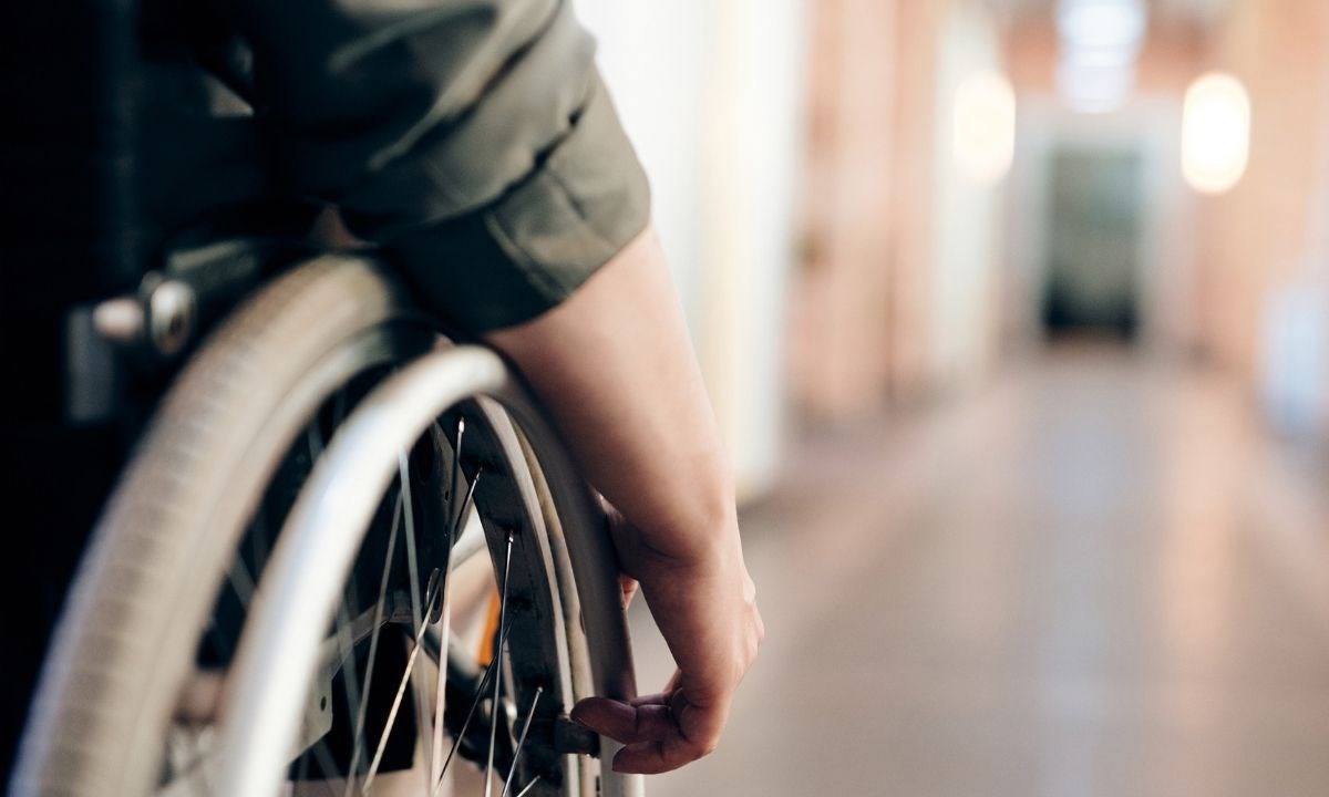Maltrattamenti sui disabili, accusati tre operatori di una onlus in Calabria