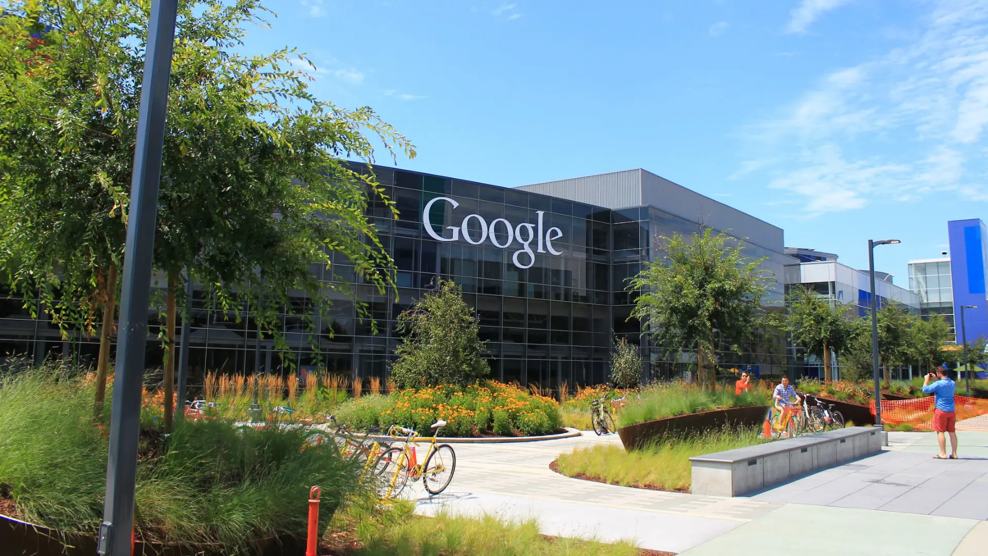 L'Antitrust bracca Google: aperta un'indagine per abuso di posizione dominante