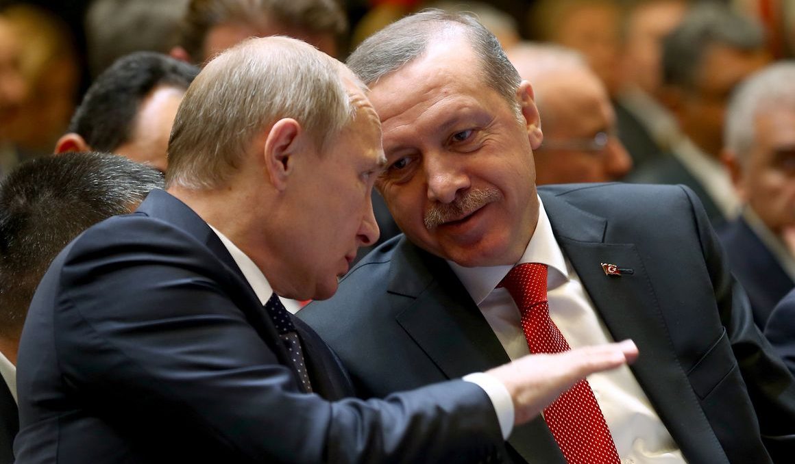 Erdogan molla Putin: "La Turchia non riconosce i referendum per l'annessione delle zone occupate"