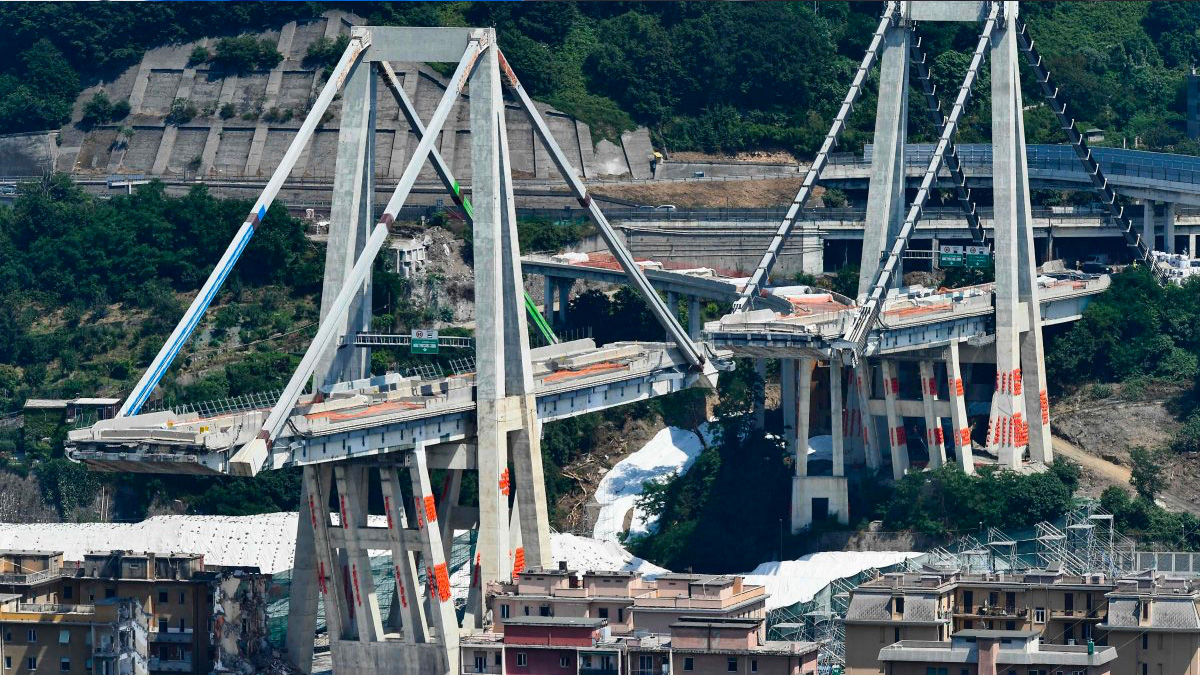 Crollo Ponte Morandi, è iniziato il processo: sono 59 gli imputati alla sbarra