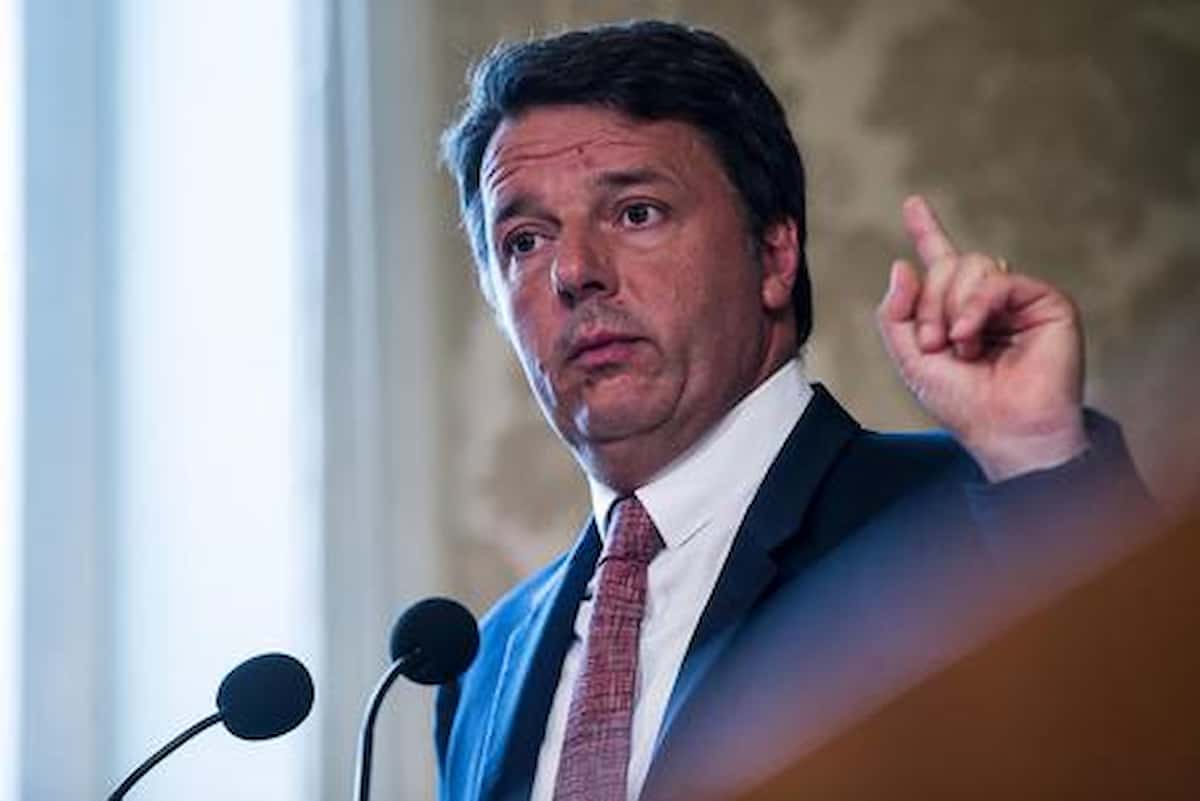Governo, Renzi: "Chi vuole Draghi voti la fiducia, ora basta con le pagliacciate"