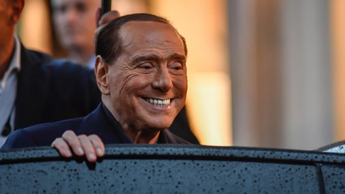 Berlusconi rievoca la Dc: "Paragonarla al Pd è ingeneroso, il partito di Letta è alla disperata ricerca di alleanze"