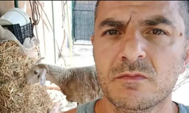 Omicidio a Giffoni, il 15enne che ha ucciso il padre confessa: "Vivere con lui era un incubo"