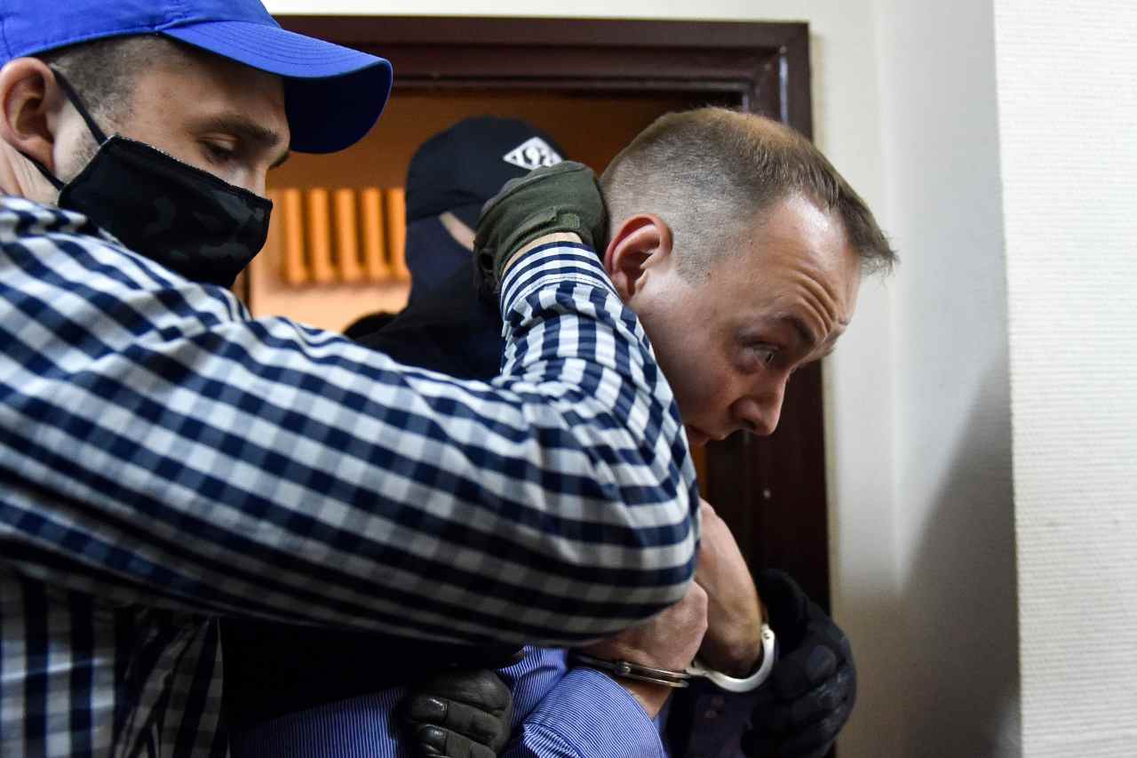Russia, chiesti 24 anni di colonia penale per il giornalista Ivan Safronov