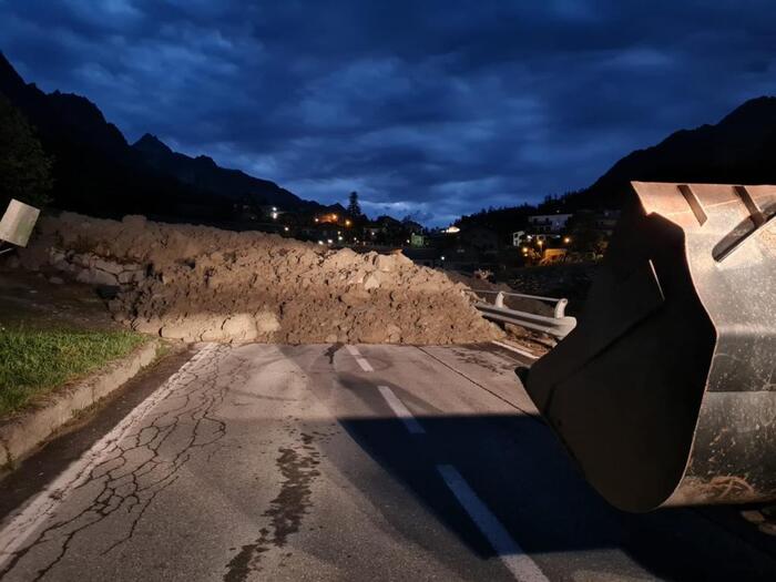 Nubifragio con frane e smottamenti in Val di Fassa: e c'è chi avversa la transizione ecologica