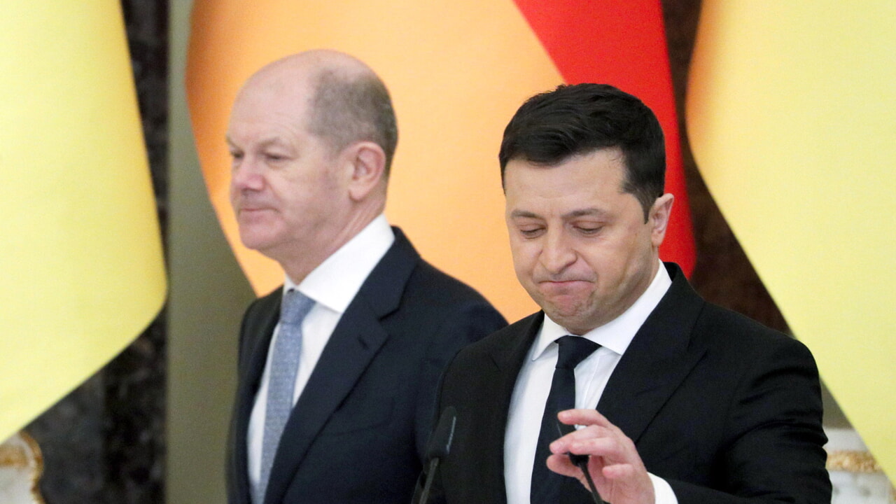 Zelensky spiega perché insiste sui carri armati tedeschi