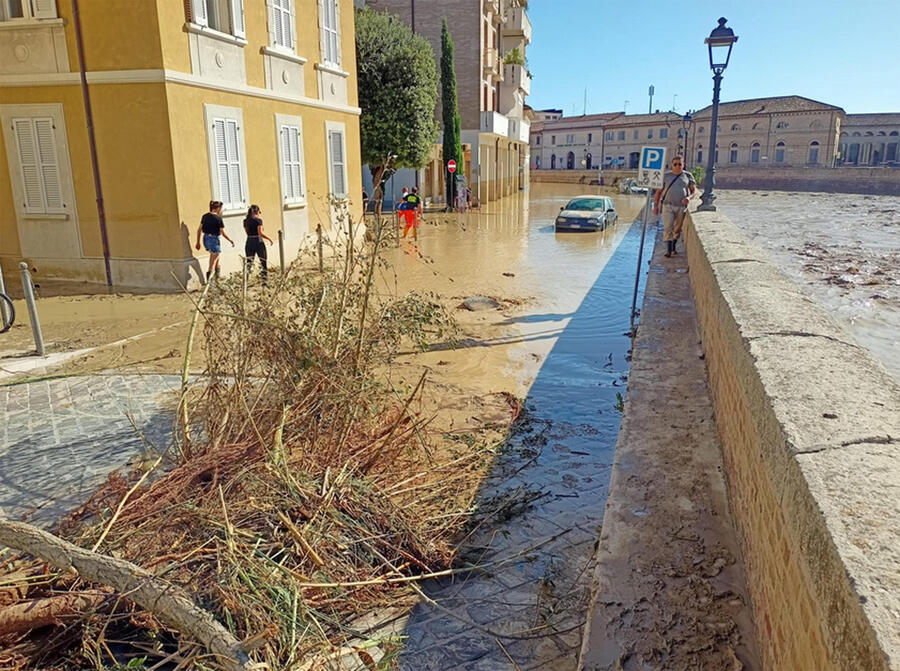 Tragica alluvione nelle Marche: i morti salgono a 9, 50 i feriti