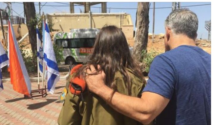 Yaeli Lapid la figlia autistica del premier israeliano e i bimbi ingabbiati di Gaza